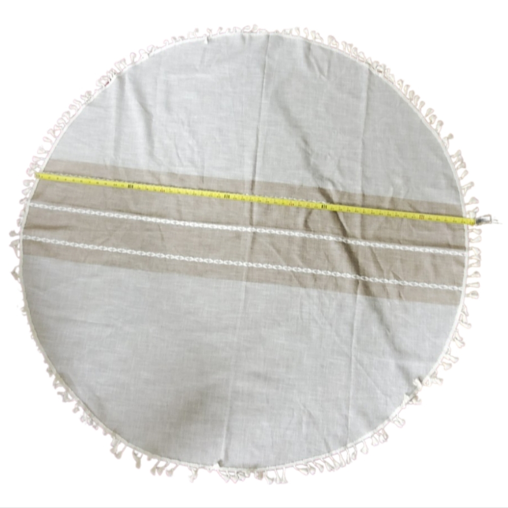 Super cute round table cloth -